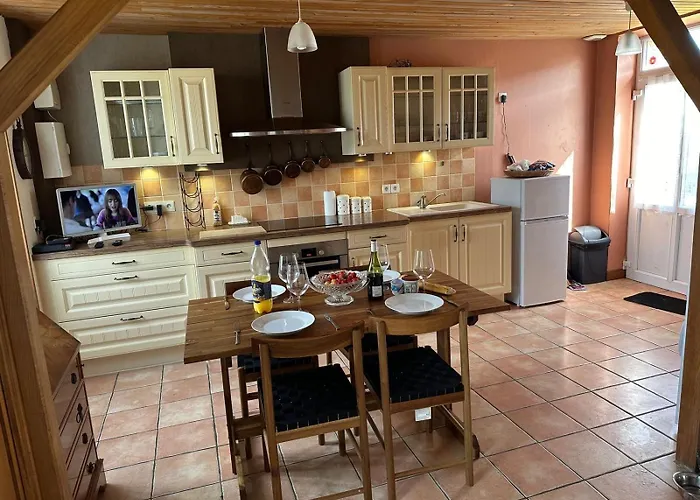 펜션 Charmante Maison A La Campagne Rânes